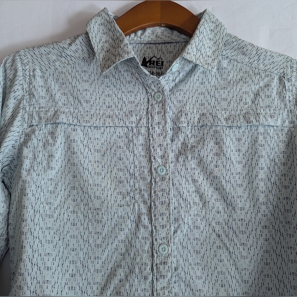 Girls Large 14-16 REI Hiking Backpack Sun protection Button Up Shirt Lightweight